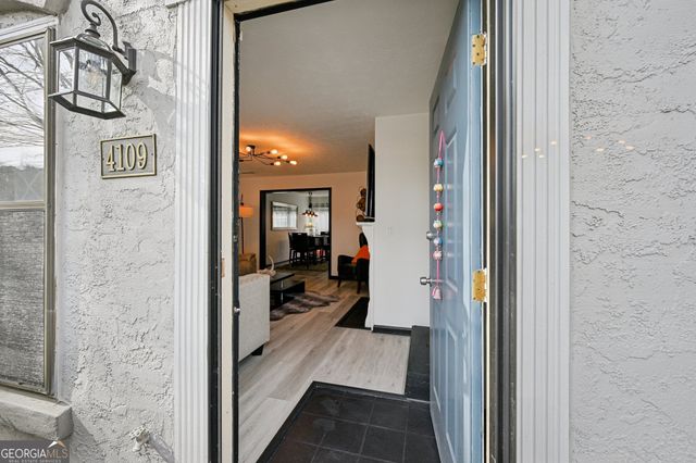 4109 Ashford Green Drive, Duluth, GA 30096