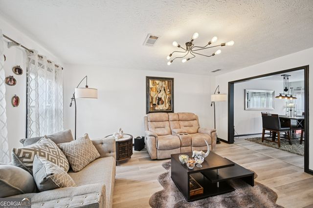 4109 Ashford Green Drive, Duluth, GA 30096