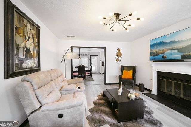 4109 Ashford Green Drive, Duluth, GA 30096