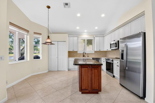 8706 Bellido Circle, Boynton Beach, FL 33472