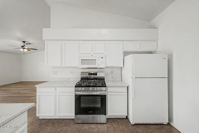 930 E Harwell Road, Phoenix, AZ 85042