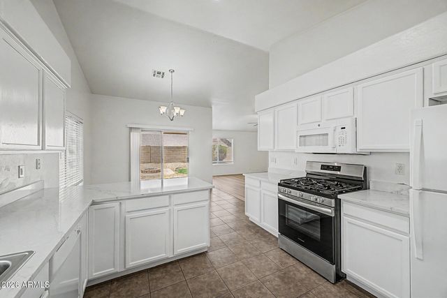 930 E Harwell Road, Phoenix, AZ 85042