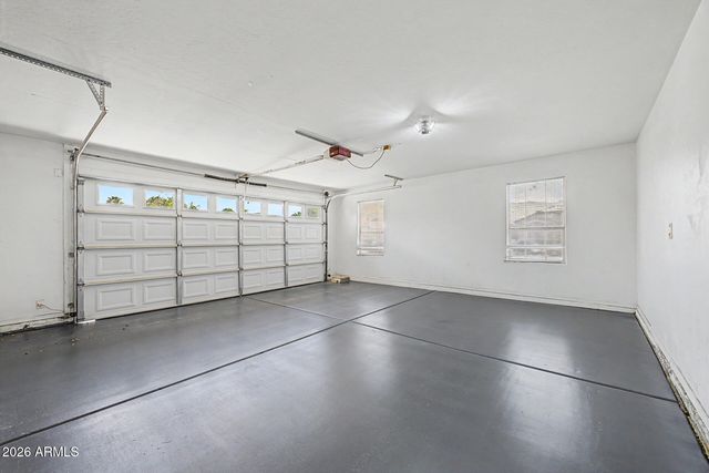 930 E Harwell Road, Phoenix, AZ 85042