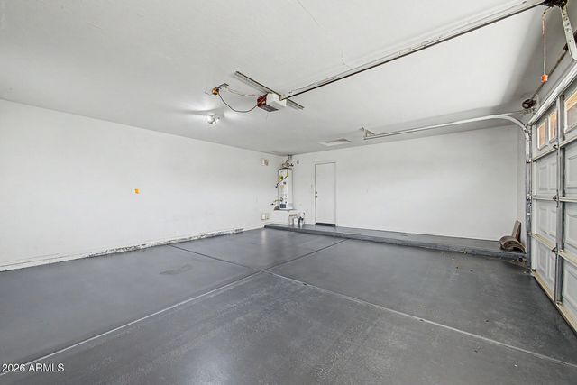 930 E Harwell Road, Phoenix, AZ 85042
