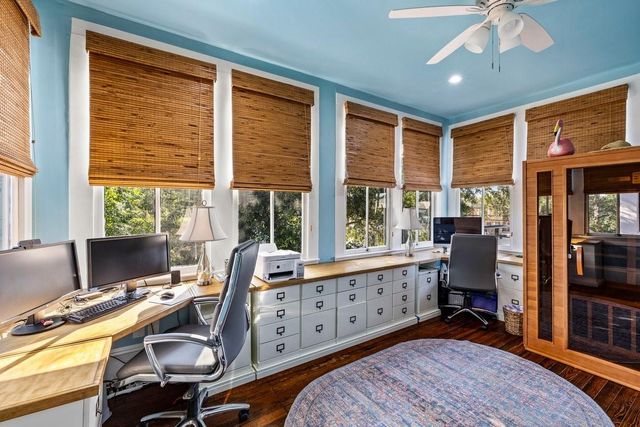 1728 Avenue M, Galveston, TX 77550