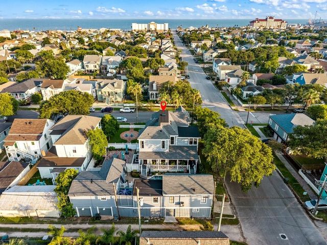 1728 Avenue M, Galveston, TX 77550