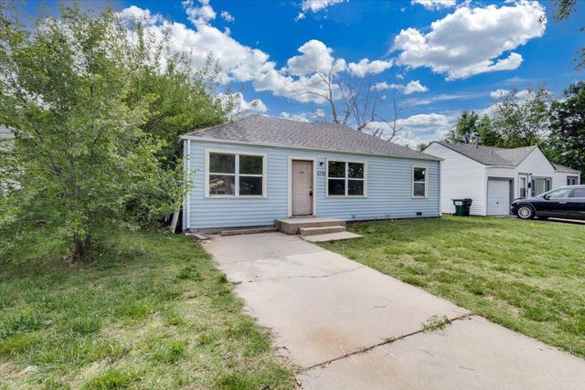 1746 Chautauqua, Wichita, KS 67214