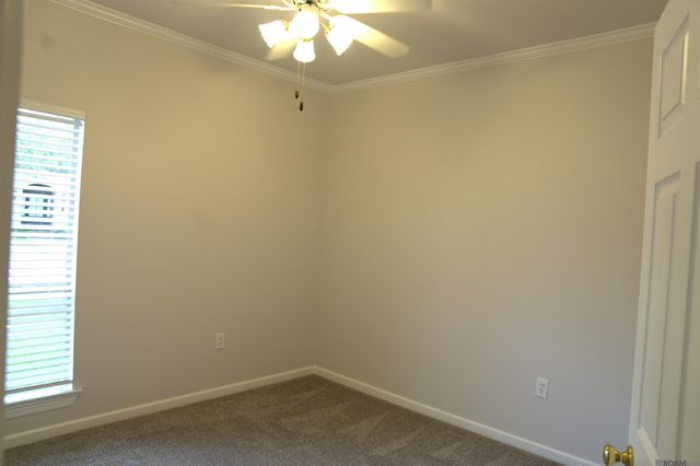 8614 Cypress Point Ct, Baton Rouge, LA 70809