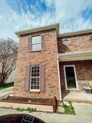 1525 Middleborough Ct, Murfreesboro, TN 37130