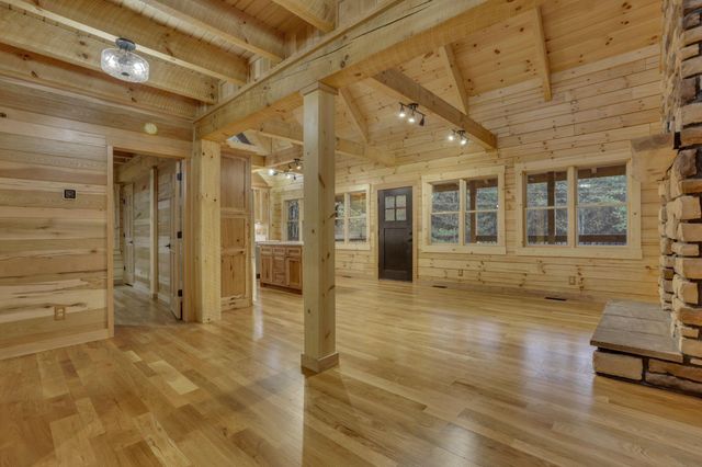 15817 Nickel Plate Road, Logan, OH 43138