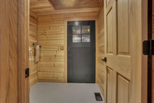 15817 Nickel Plate Road, Logan, OH 43138