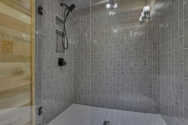 15817 Nickel Plate Road, Logan, OH 43138