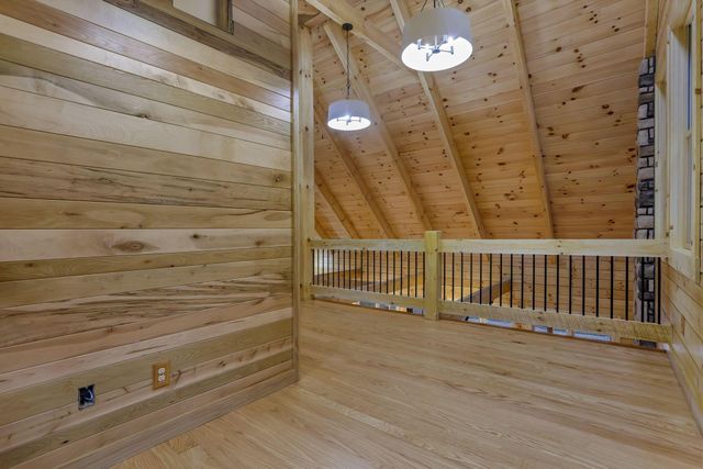 15817 Nickel Plate Road, Logan, OH 43138