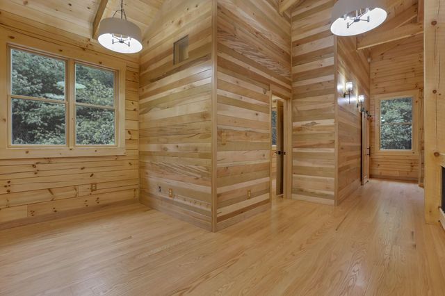 15817 Nickel Plate Road, Logan, OH 43138