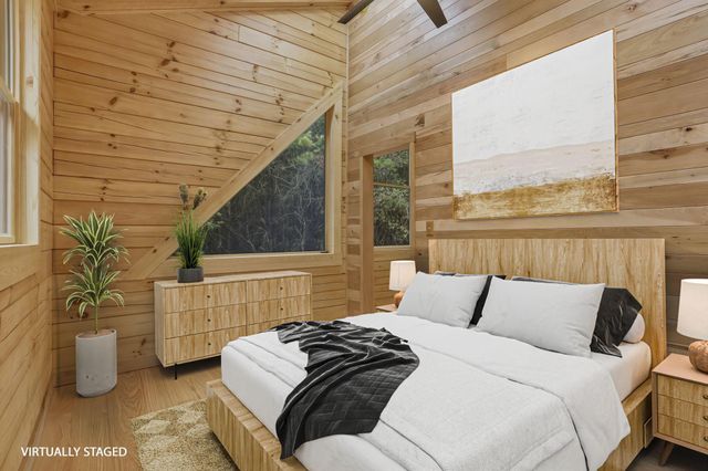 15817 Nickel Plate Road, Logan, OH 43138