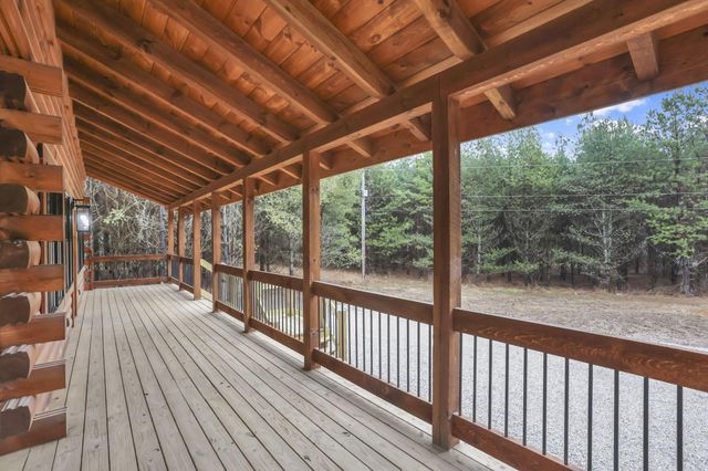 15817 Nickel Plate Road, Logan, OH 43138