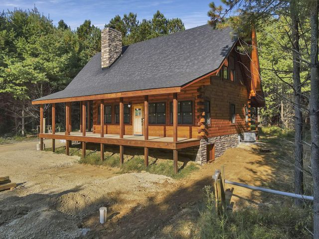 15817 Nickel Plate Road, Logan, OH 43138