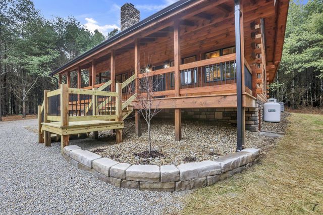 15817 Nickel Plate Road, Logan, OH 43138