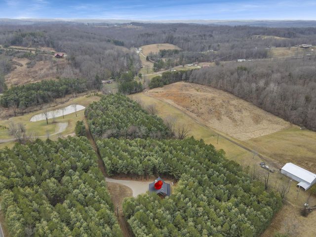 15817 Nickel Plate Road, Logan, OH 43138