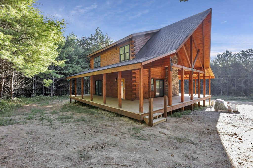 15817 Nickel Plate Road, Logan, OH 43138