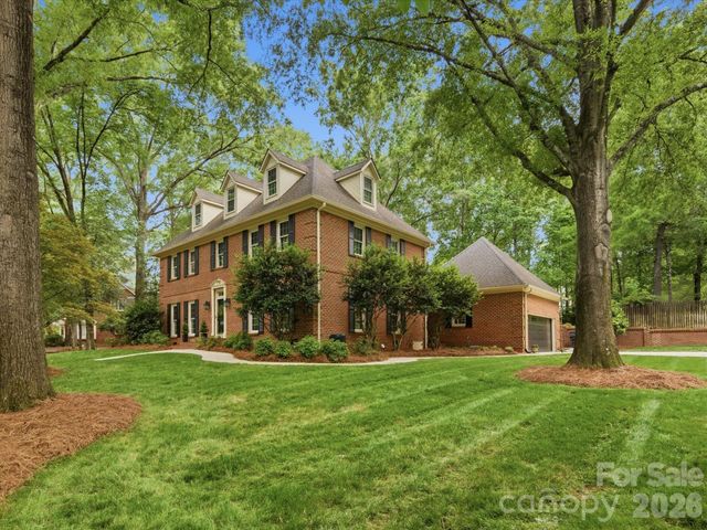 2506 Winding Oak Drive, Charlotte, NC 28270