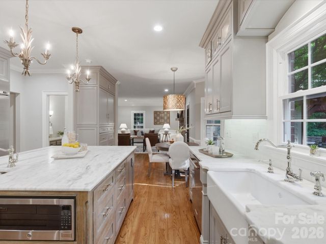 2506 Winding Oak Drive, Charlotte, NC 28270