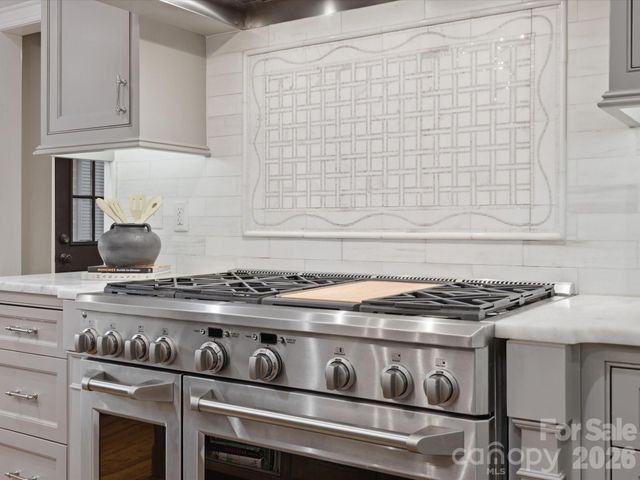 2506 Winding Oak Drive, Charlotte, NC 28270