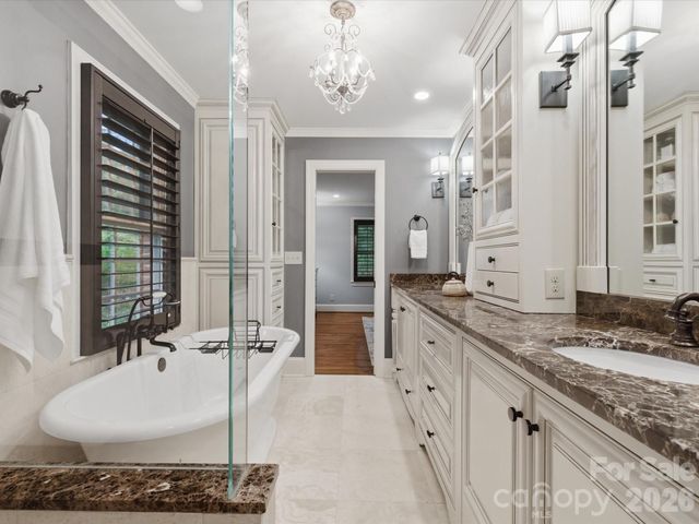 2506 Winding Oak Drive, Charlotte, NC 28270