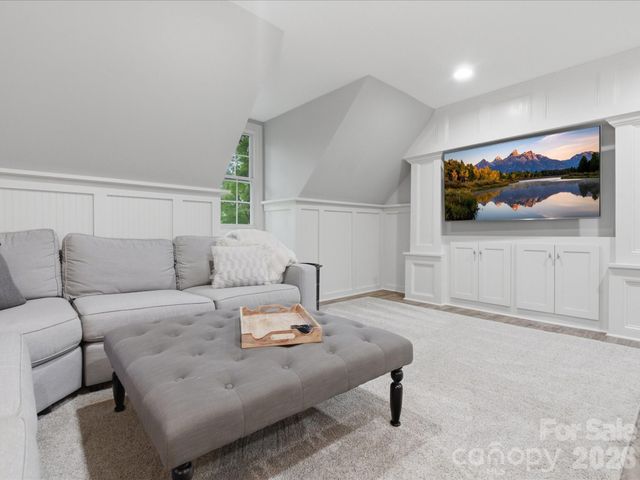 2506 Winding Oak Drive, Charlotte, NC 28270