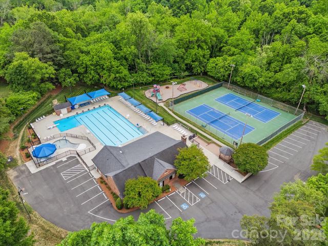 2506 Winding Oak Drive, Charlotte, NC 28270