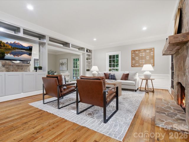 2506 Winding Oak Drive, Charlotte, NC 28270
