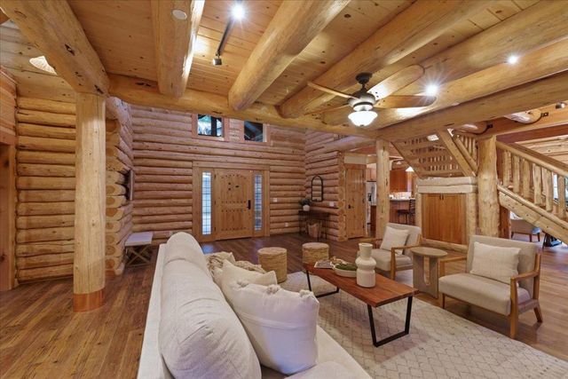 44 Pine Avenue, Mount Hermon, CA 95041