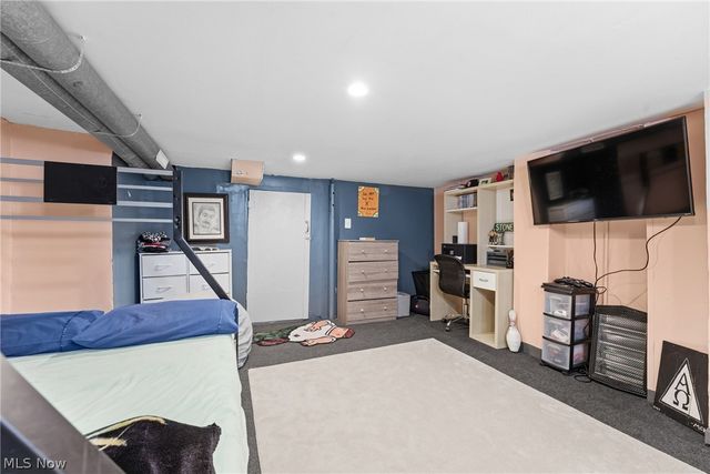 125 E Indiana Avenue, Sebring, OH 44672