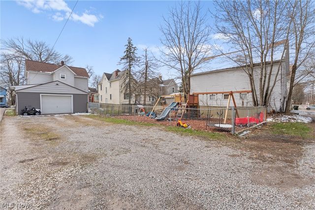 125 E Indiana Avenue, Sebring, OH 44672