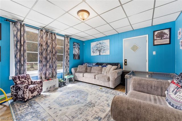 125 E Indiana Avenue, Sebring, OH 44672