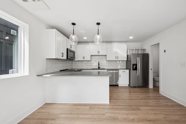 102 Duke St Apt 24, Nashville, TN 37207