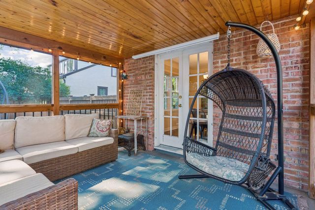 1260 Saint Clair Avenue, Saint Paul, MN 55105
