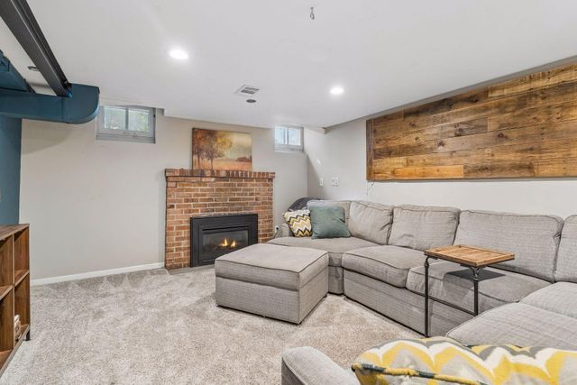 1260 Saint Clair Avenue, Saint Paul, MN 55105