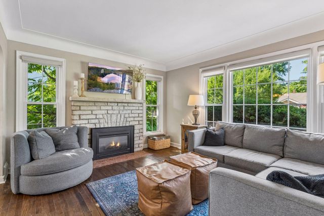 1260 Saint Clair Avenue, Saint Paul, MN 55105