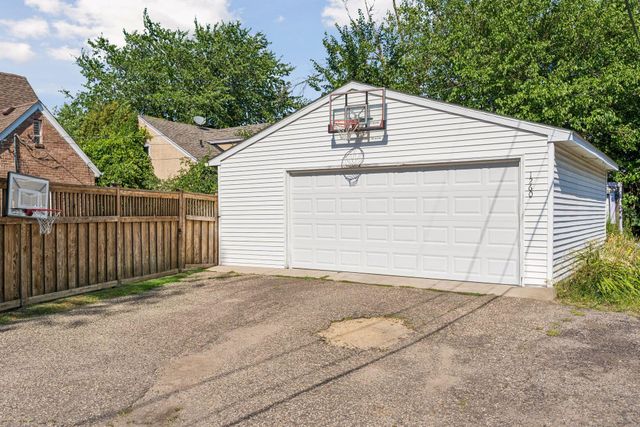 1260 Saint Clair Avenue, Saint Paul, MN 55105