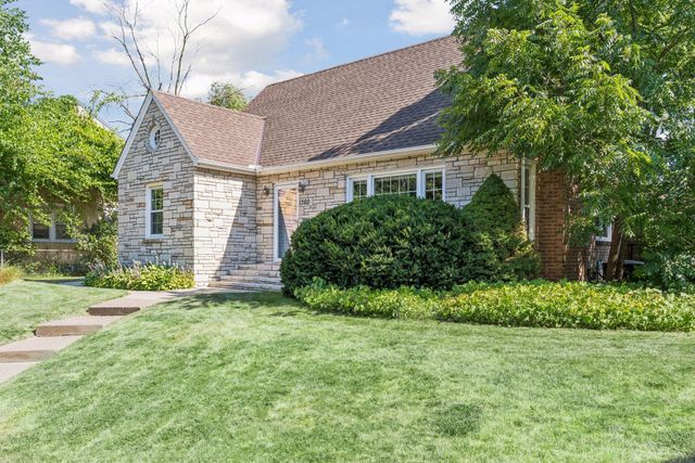 1260 Saint Clair Avenue, Saint Paul, MN 55105