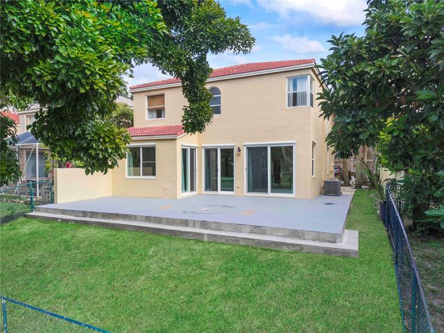 659 NW 88th Drive, Coral Springs, FL 33071