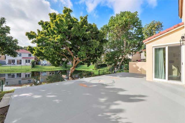 659 NW 88th Drive, Coral Springs, FL 33071