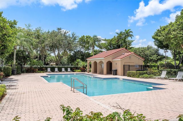 659 NW 88th Drive, Coral Springs, FL 33071