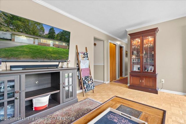 912 W Shepherd Street, Charlotte, MI 48813