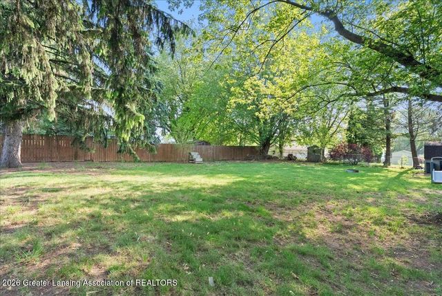 912 W Shepherd Street, Charlotte, MI 48813