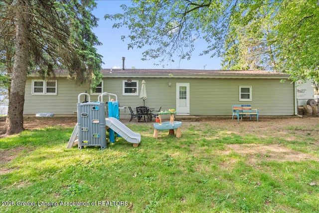 912 W Shepherd Street, Charlotte, MI 48813