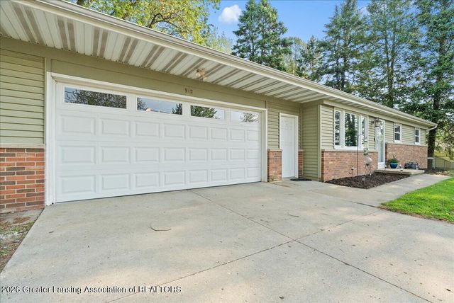 912 W Shepherd Street, Charlotte, MI 48813