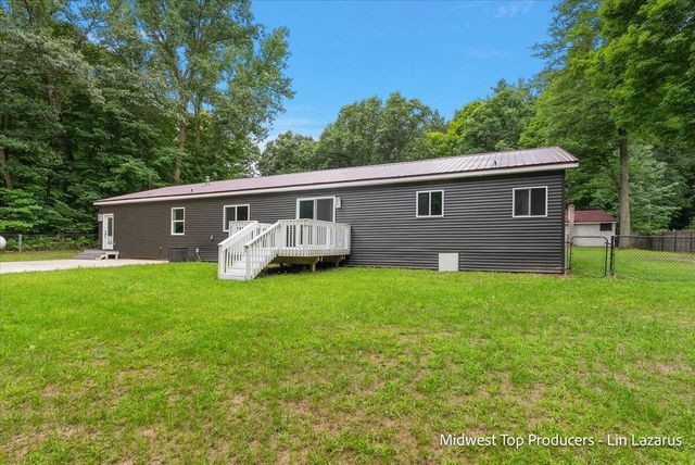 8270 Bradley Road, Belding, MI 48809