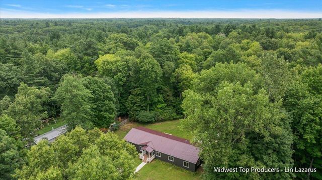 8270 Bradley Road, Belding, MI 48809
